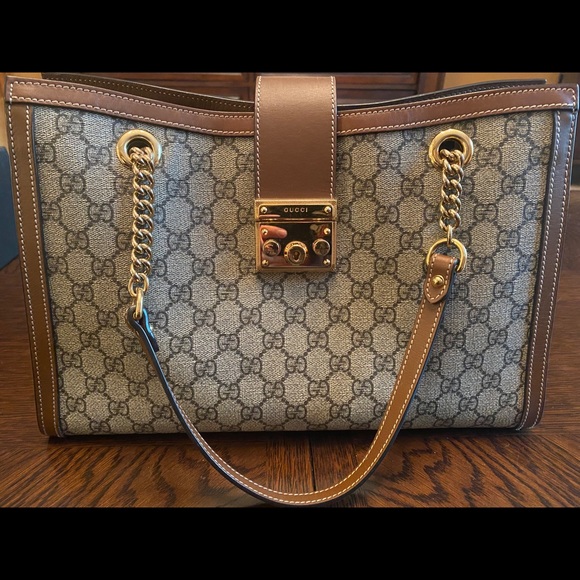 Gucci Padlock Medium GG shoulder bag - Picture 3 of 16